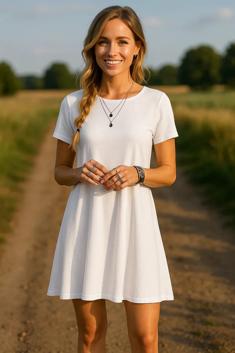 Stylish short-sleeve dress for women