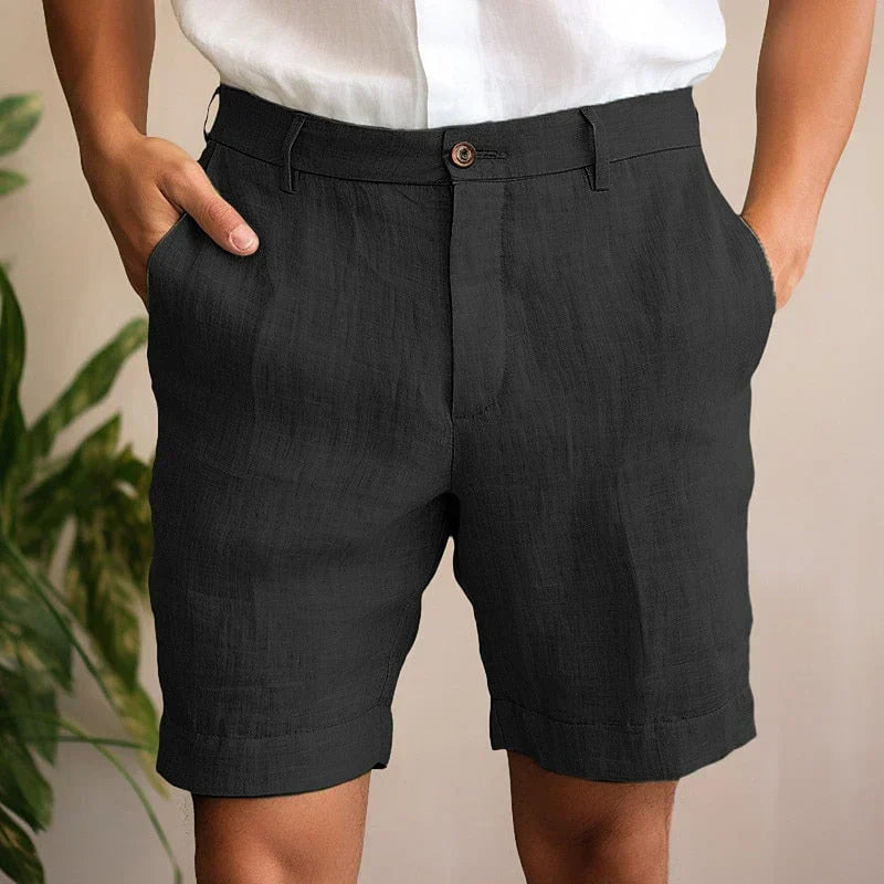 Men’s shorts with belt loops and side pockets