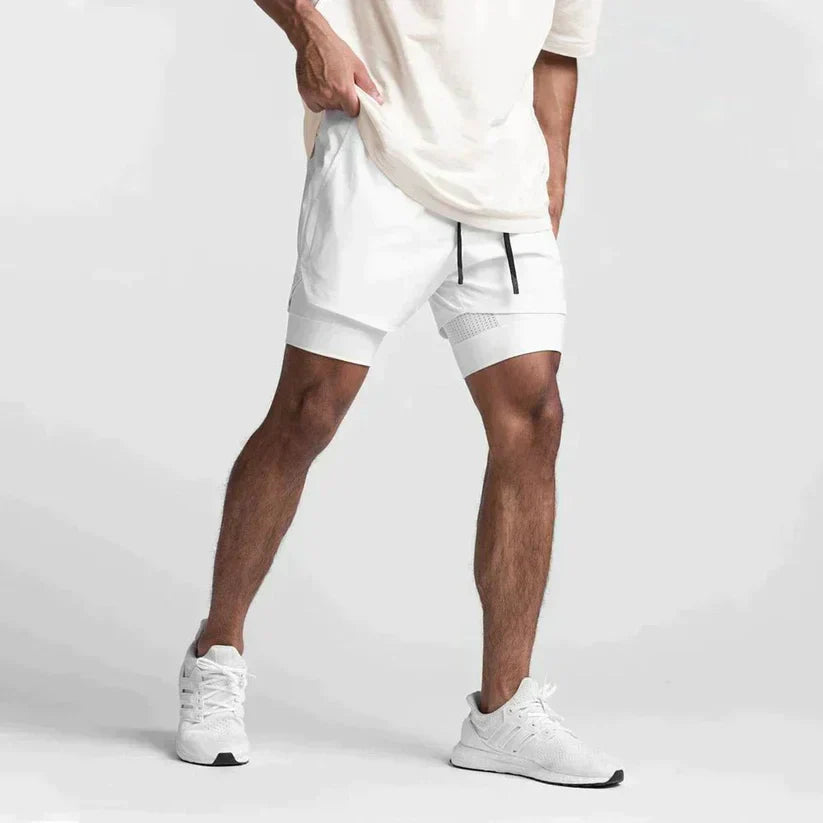 Men’s shorts with drawstring and pockets