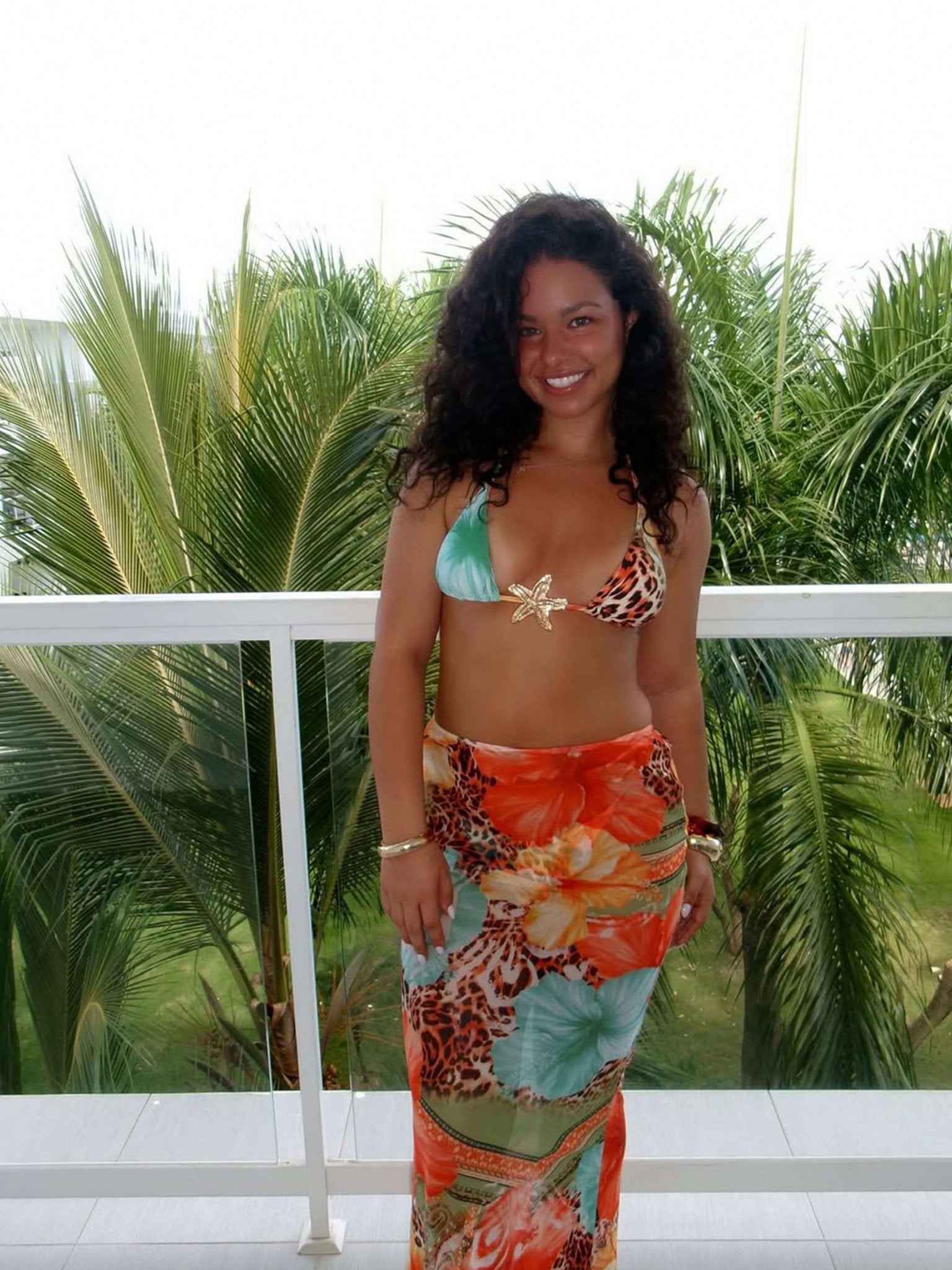 Women’s 3-piece beach set with bikini, skirt, and cover-up – colorful tropical print