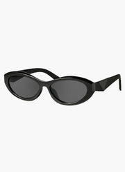 Women’s cat-eye oval sunglasses with wide plastic frame – black