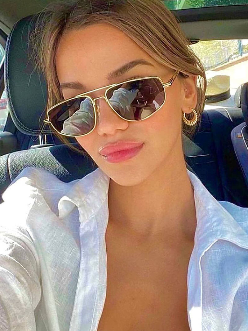 Women’s aviator sunglasses with metal frame – gold/black