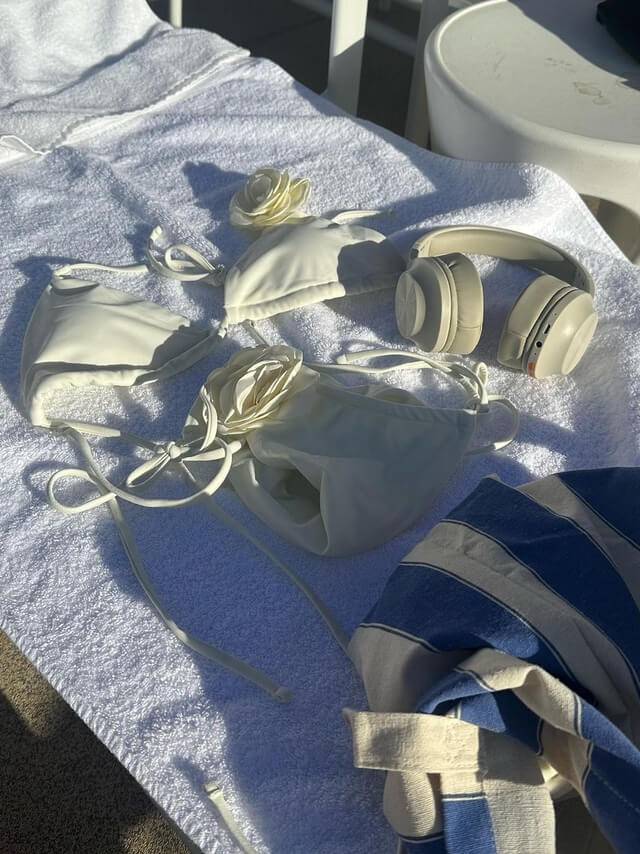Women’s bikini set with 3D flower – triangle top and tie-side bottoms in cream