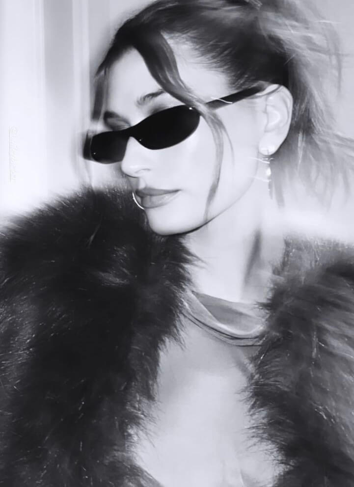 Women’s oval sunglasses with slim plastic frame – Y2K style